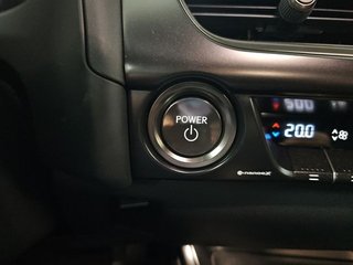 Lexus UX 2.0 300h UX Plus