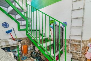 Casa adosada en venta en Zubia (La)