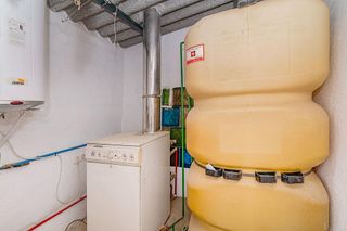 Casa adosada en venta en Zubia (La)