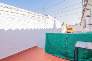 Casa adosada en venta en Zubia (La)