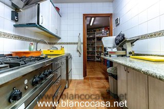 Local comercial en venta en Carballo