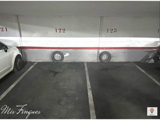 Garaje en venta en Centre en Sabadell