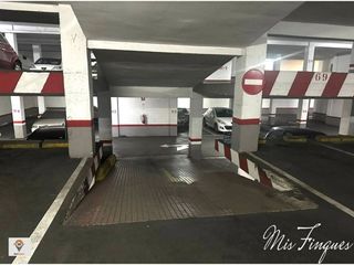 Garaje en venta en Centre en Sabadell