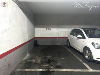 Garaje en venta en Centre en Sabadell