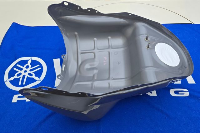 YAMAHA MT 09 - TANQUE GASOLINA
