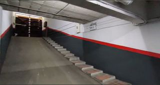 Local comercial en venta en Fondo en Santa Coloma de Gramanet