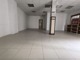 Local comercial en venta en Zona de Cueva de Menga en Antequera