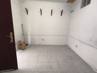 Local comercial en venta en Zona de Cueva de Menga en Antequera
