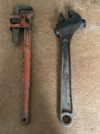 Llave grifa y inglesa diámetro industrial perfecta