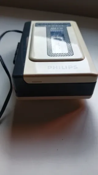 Walkman Philips AM-FM Personal Stereo Retro