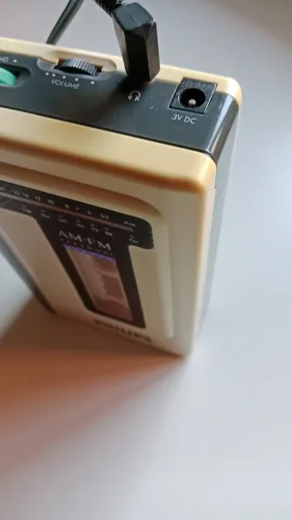 Walkman Philips AM-FM Personal Stereo Retro