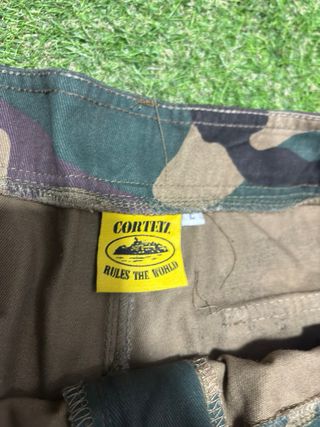 Pantalones Cargo Camuflaje Corteiz L