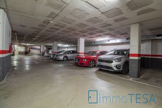 Garaje en venta en Centre en Sabadell