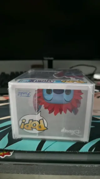 Funko Pop! Stitch 1461 firmado por Mary Gibbs