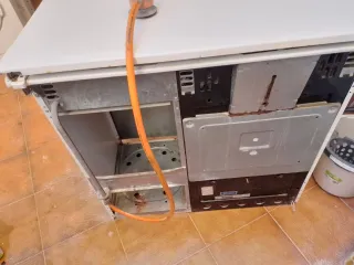 Cocina de gas blanca