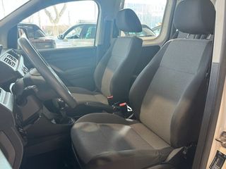 Volkswagen Caddy 2.0TDI 122CV 4MOTION.- " NACIONAL ".- " BAJO CONSUMO ".- " ETIQUETA MEDIOAMBIENTAL C VERDE ".- " REVISADA Y GARANTIZADA ".-