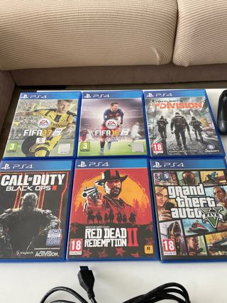 PS4 Batman + 2 mandos + 6 juegos + cables