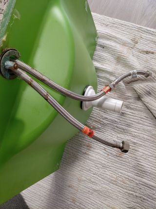 Lavabo de baño verde