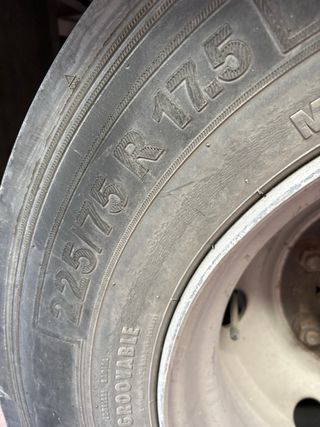 Ruedas Camión 225/75 R17.5