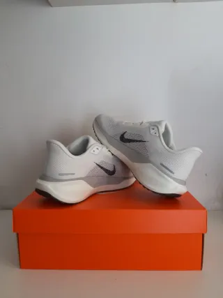 Nike Pegasus 41 Talla 43 Running Air Zoom