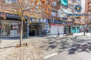 Garaje en venta en Barrio de Zaidín en Granada