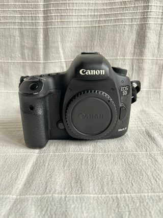 Canon EOS 5D Mark III Full Frame Profesional