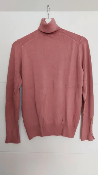 Jersey cuello alto Zara rosa empolvado