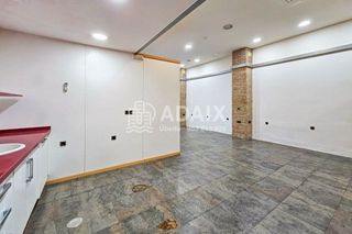 Local comercial en venta en Úbeda