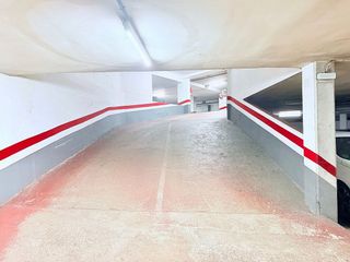 Garaje en venta en Can Calders - Mas Lluí - Roses Castellbell en Sant Feliu de Llobregat