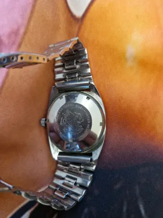 Reloj Seiko Acero Inoxidable Dorado y Plateado