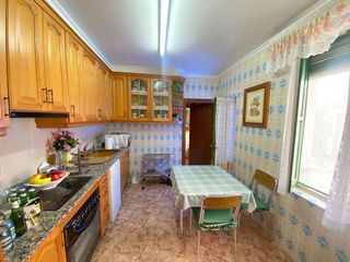 Casa adosada en venta en Hellín