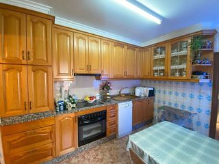 Casa adosada en venta en Hellín