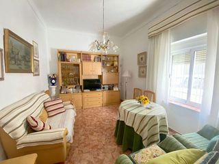 Casa adosada en venta en Hellín