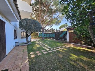 Piso en alquiler en Platja Llarga en Castell-Platja d´Aro