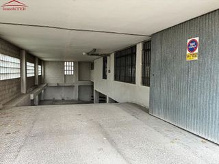 Garaje en venta en Ensanche en Teruel