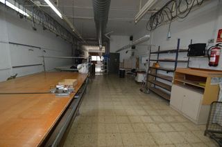Local comercial en venta en Riu en Santa Coloma de Gramanet