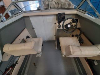 Barco con motor Yamaha 85cv