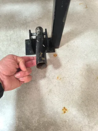 Mancuernero, Mancuernas y soporte remo en punta.