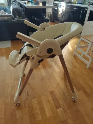 Trona regulable para bebé