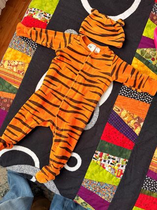 Disfraz bebé tigre H&M