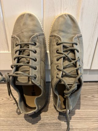 Bambas estilo Victoria verde militar