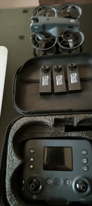 Drone A66 con 3 baterías y mando