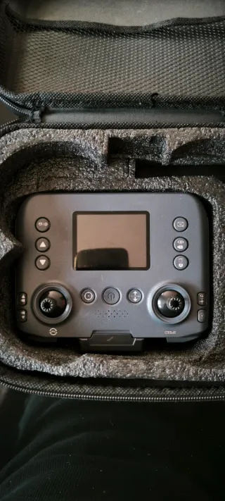 Drone A66 con 3 baterías y mando