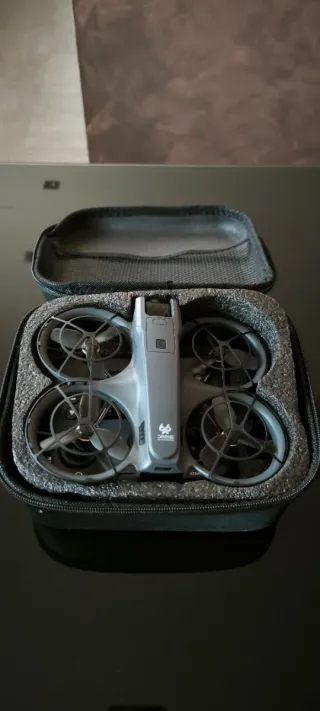 Drone A66 con 3 baterías y mando