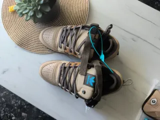 Adidas Campus x Bad Bunny Edición Beige/Marrón