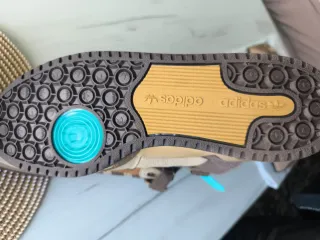 Adidas Campus x Bad Bunny Edición Beige/Marrón