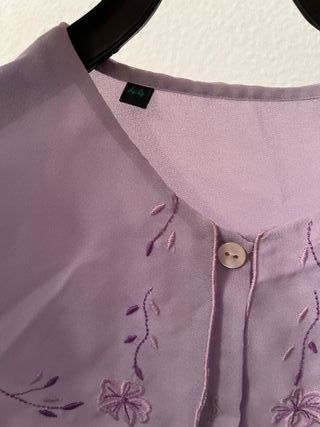Blusa morada talla 44