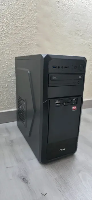 PC AMD FX8350 24GB RAM 480GB SSD Negro