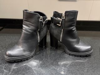 Botines negros tacón alto talla 38