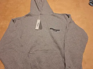 Conjunto Chándal Essentials Gris Nuevo